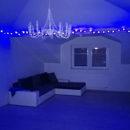 Habitación en casa particular Goscinne *